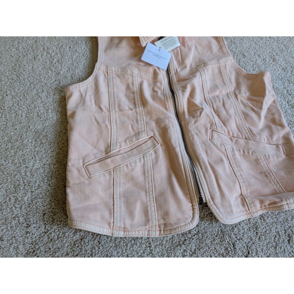 American Eagle Womens Small Denim Jacket Vest Full Zip NWT Biker Trucker Light - Picture 4 of 13